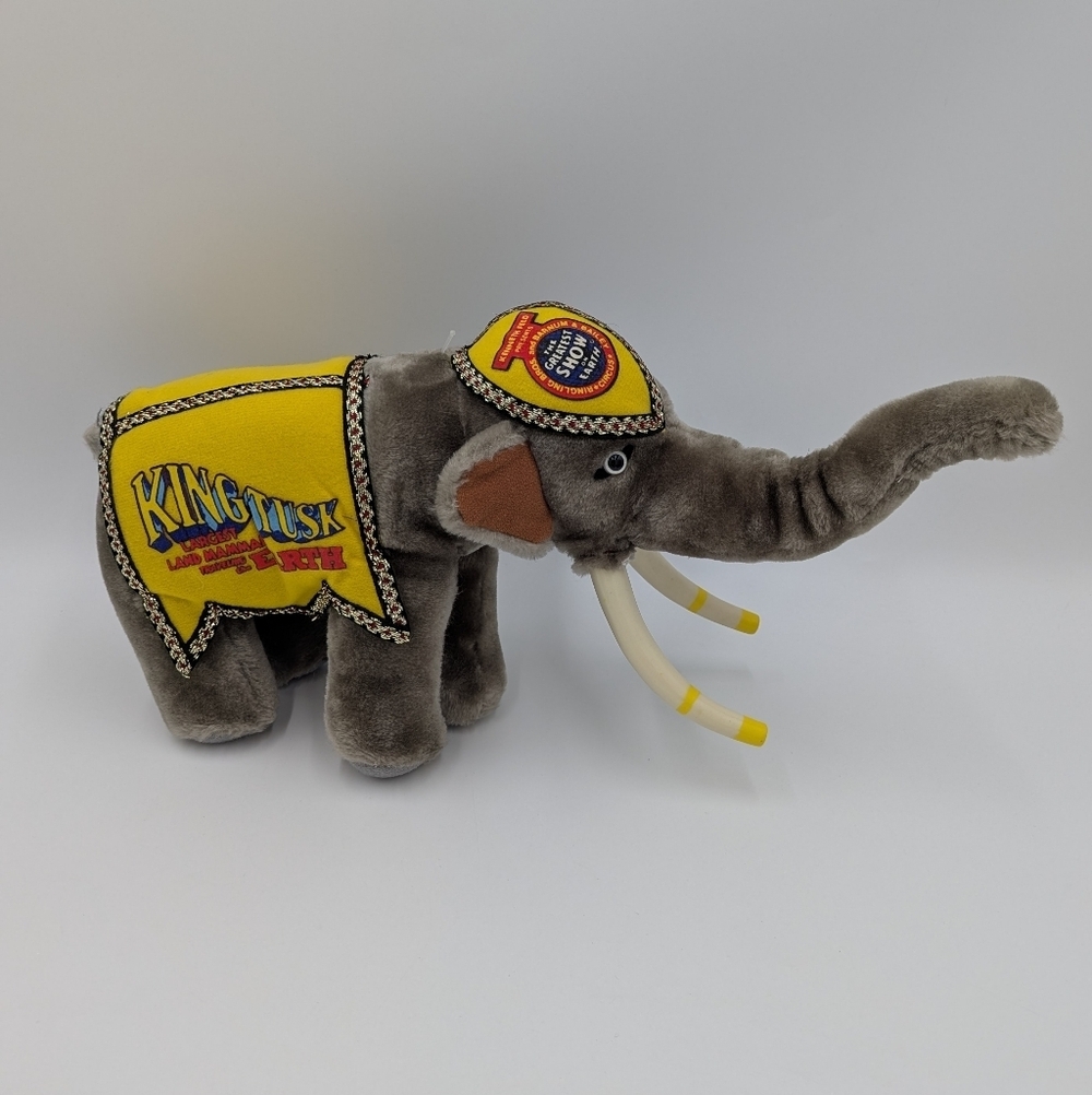 Ringling Bros Barnum Bailey King Tusk Plush Elephant Circus Souvenir Toy VTG 87